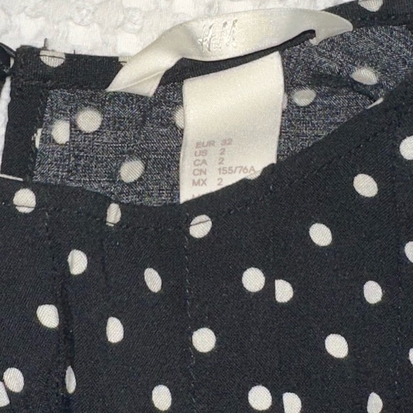 H&M Elegant Black and White Polka Dot Dress - Picture 6 of 7